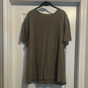 H&M Men's Olive Short Sleeve Tee